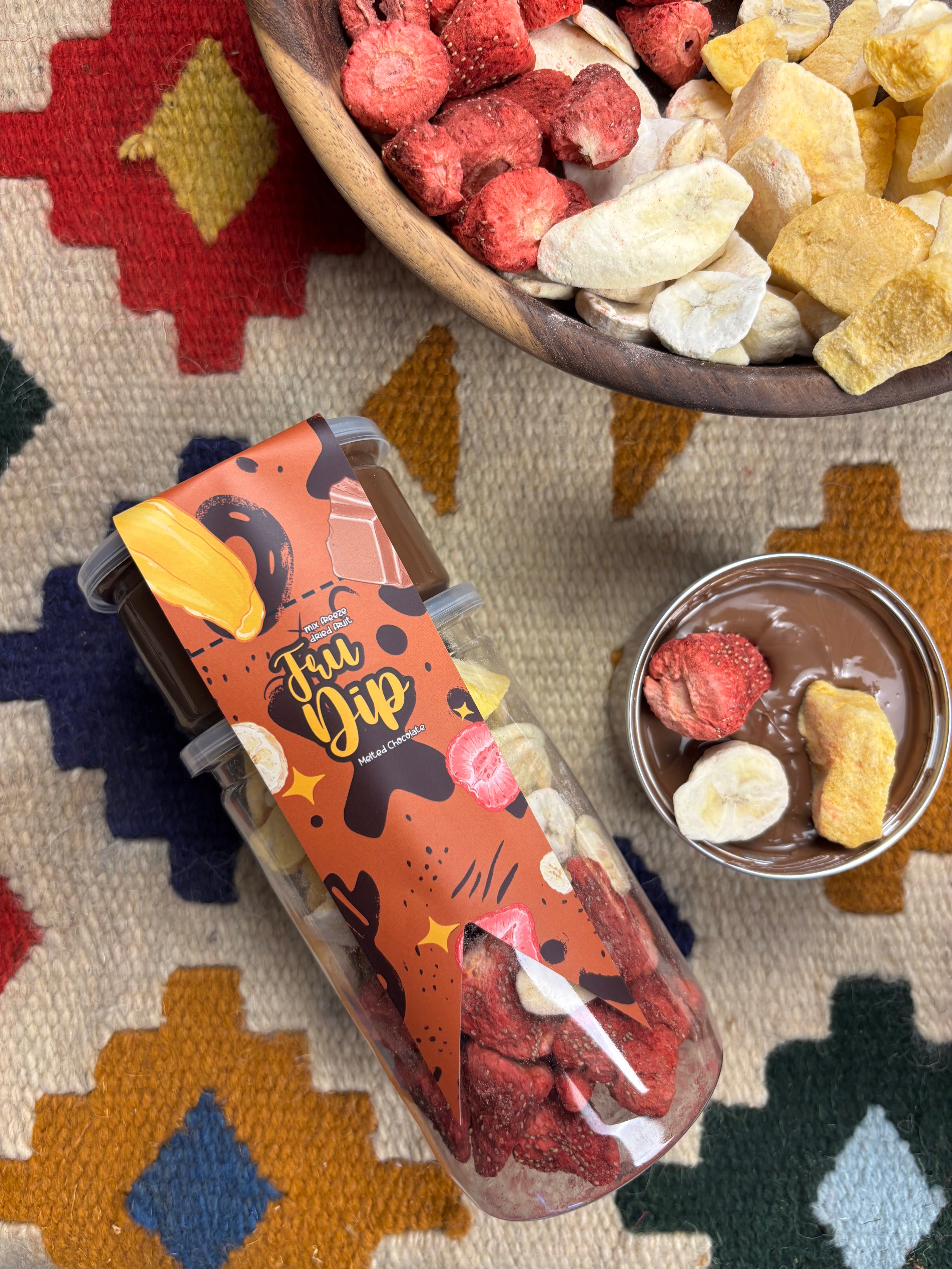 Freeze Dried Fruit Mix with Melted Chocolate (Fru-Dip)