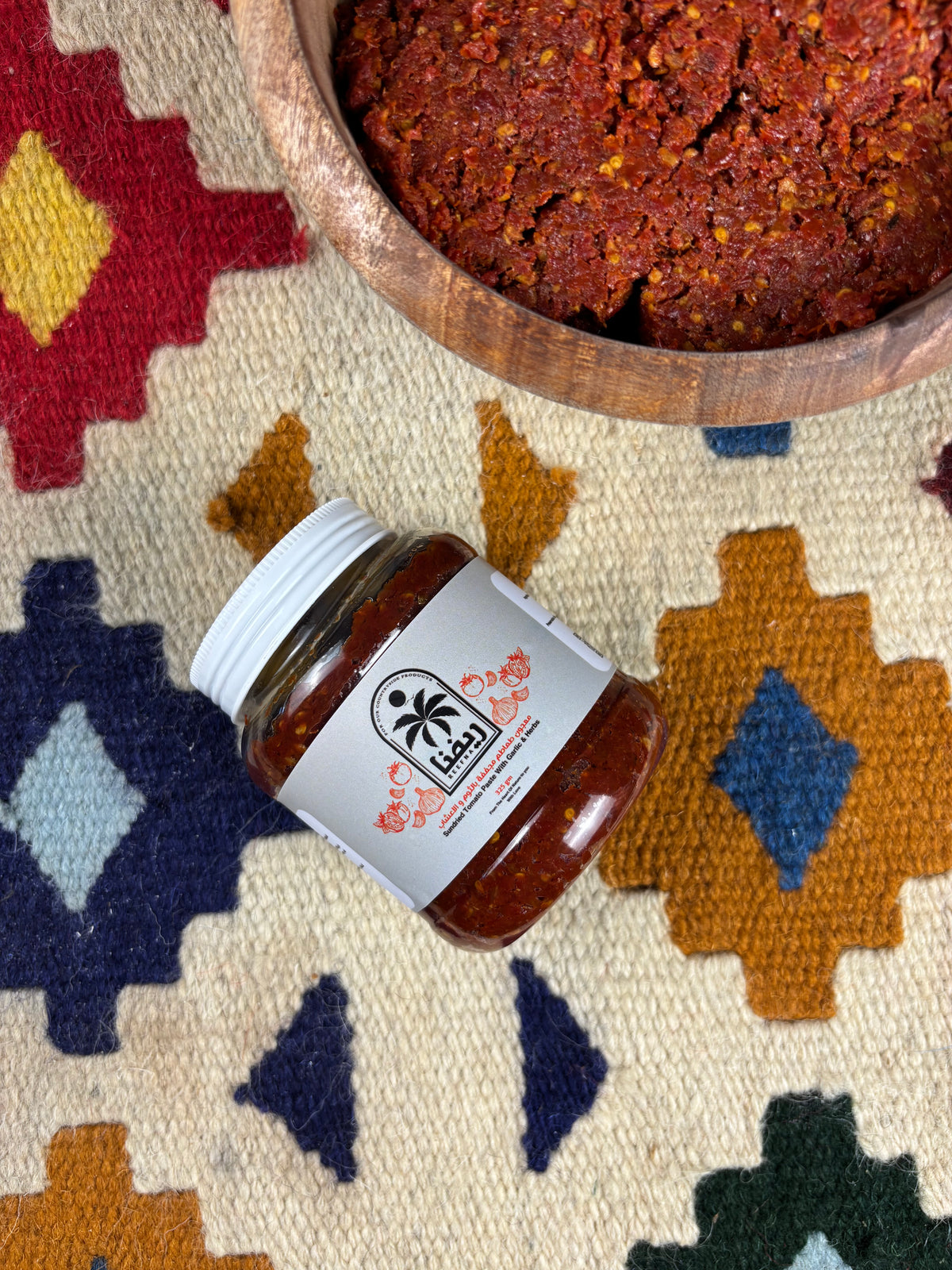 Sundried tomato paste with garlic & herbs