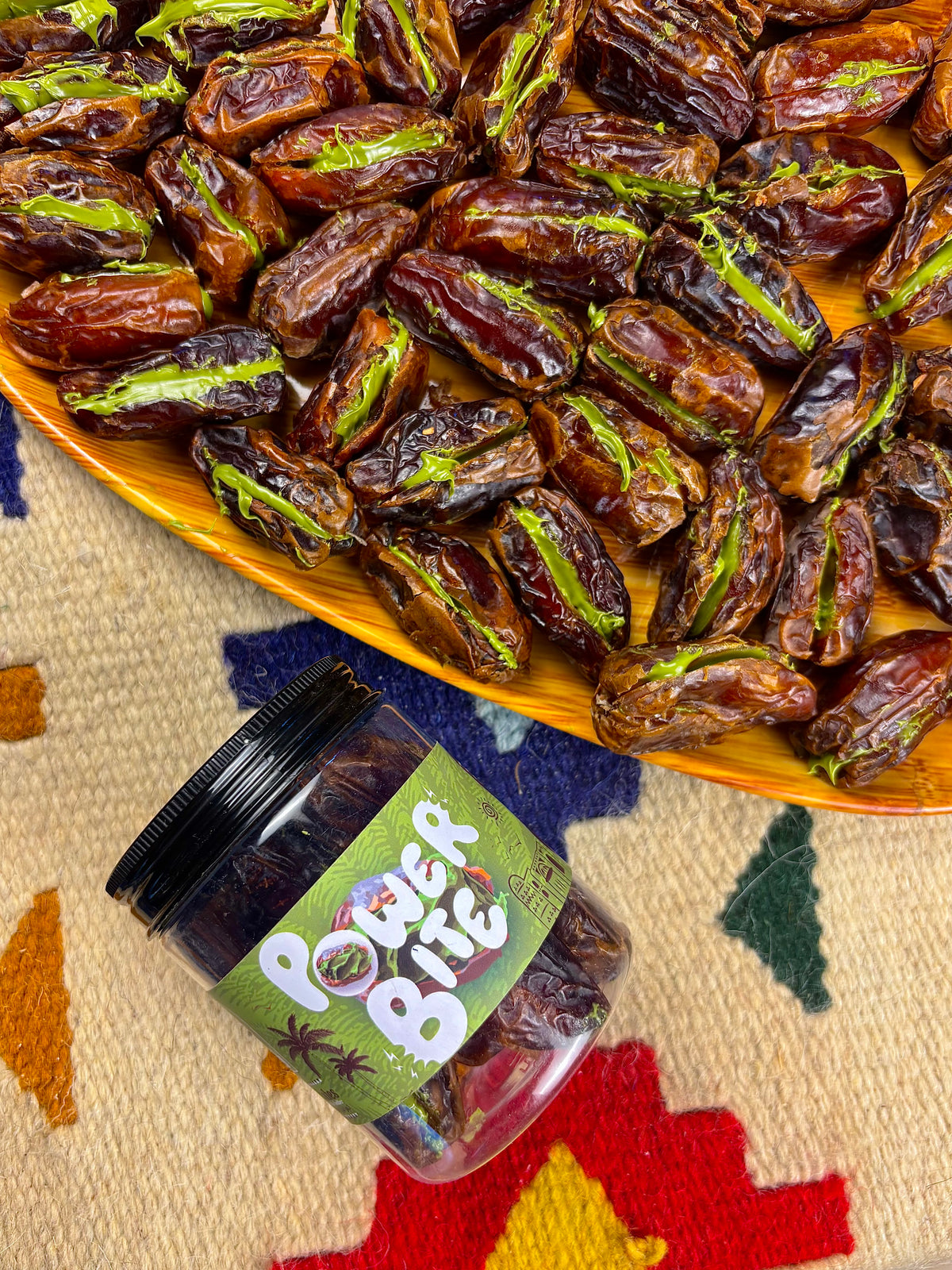 Power bite (medjool dates with pistachio cream)