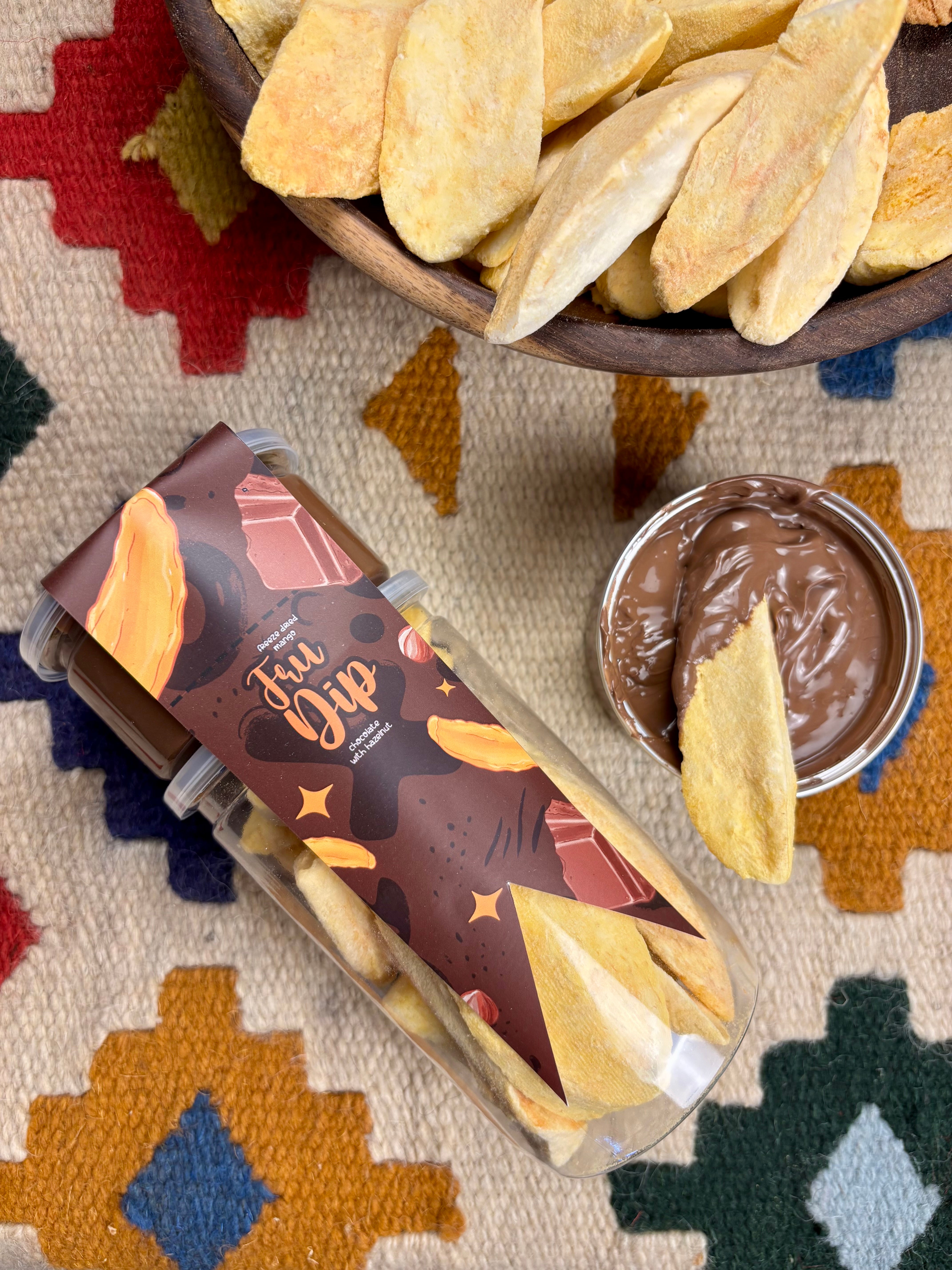 Freeze Dried Mango Wedges in Hazelnut Chocolate (Fru-Dip)