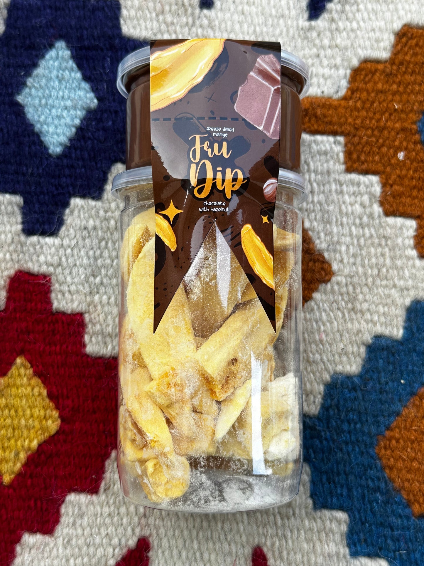 Freeze Dried Mango in Chocolate with Hazelnut (Fru-Dip)