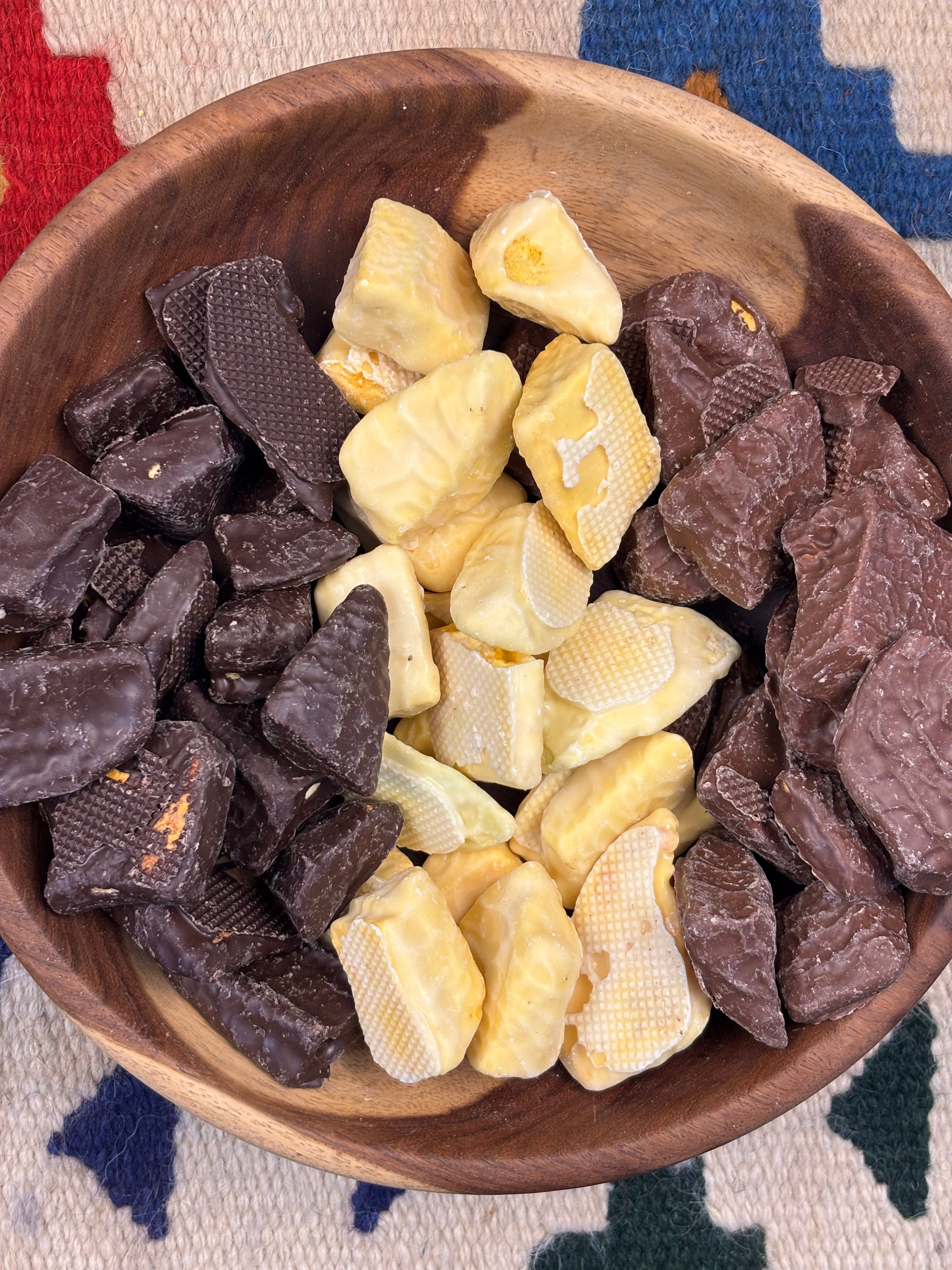 Coated Mango with Chocolates Mix