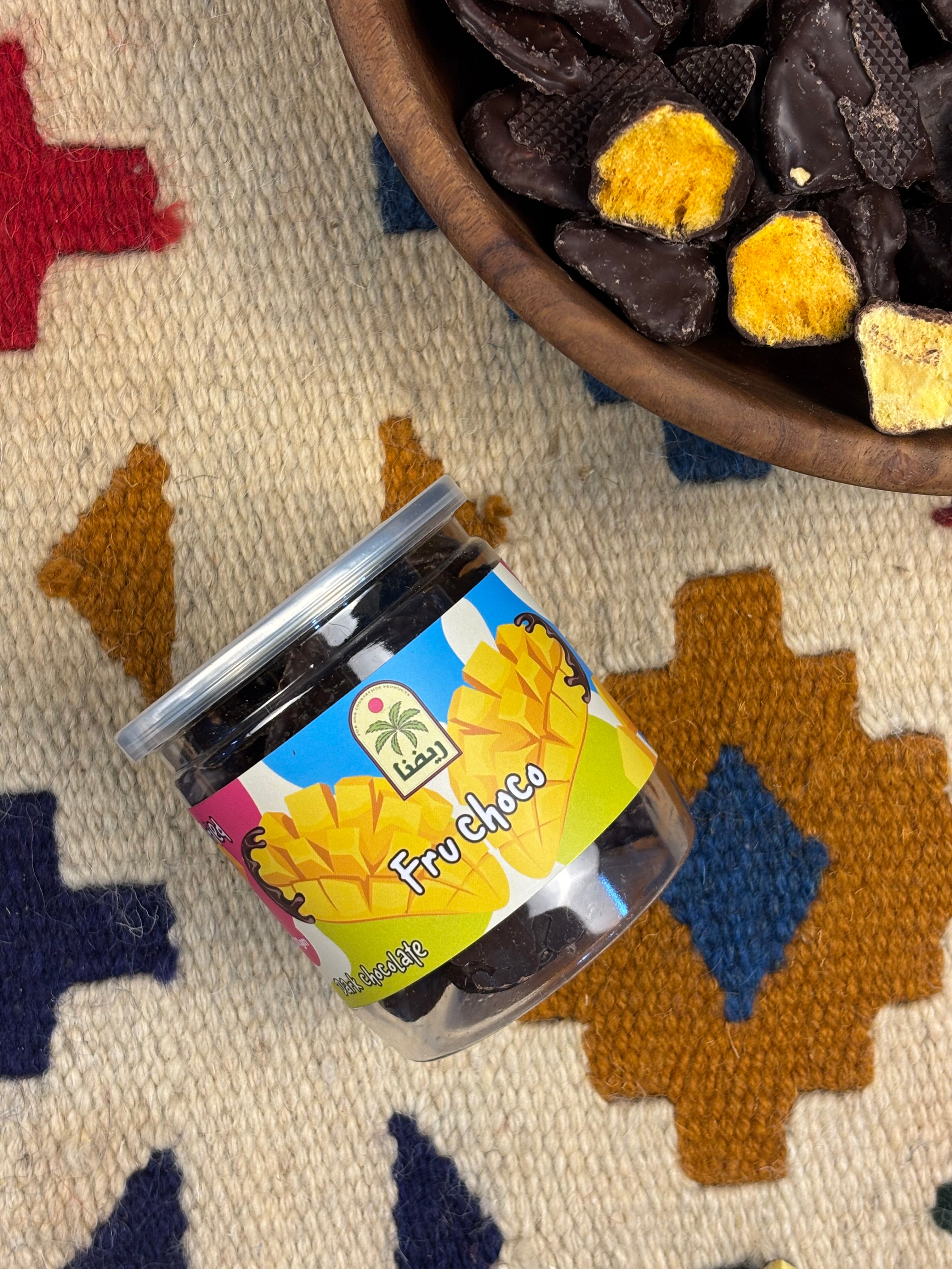 Coated Mango with Dark Chocolate