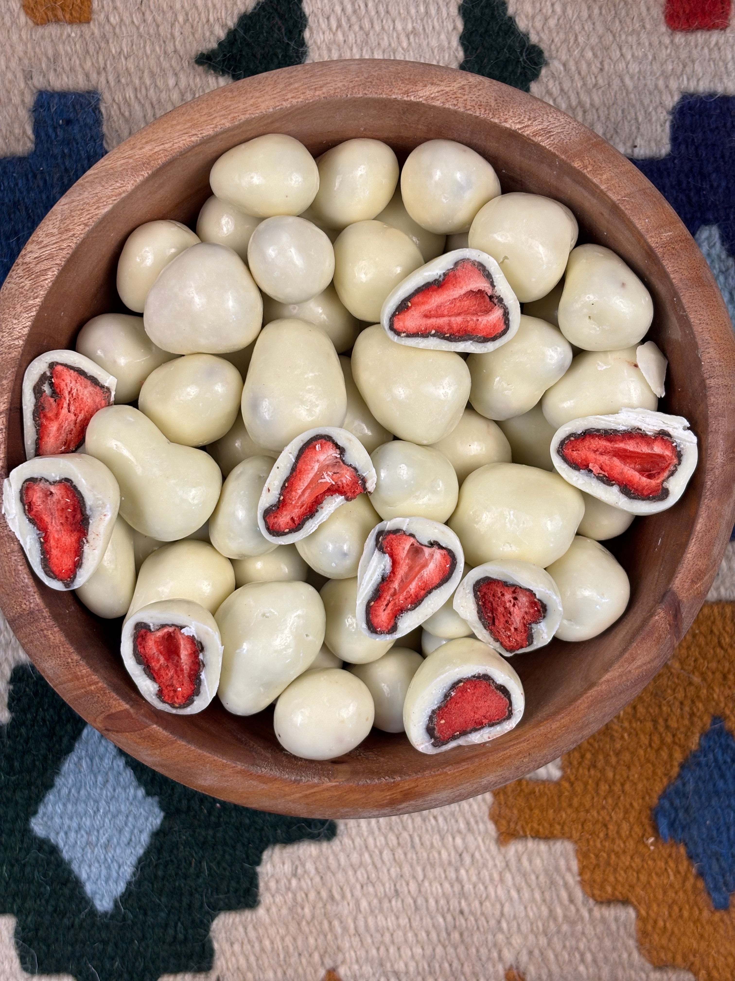 Double Coated Strawberry with Dark & White Chocolates