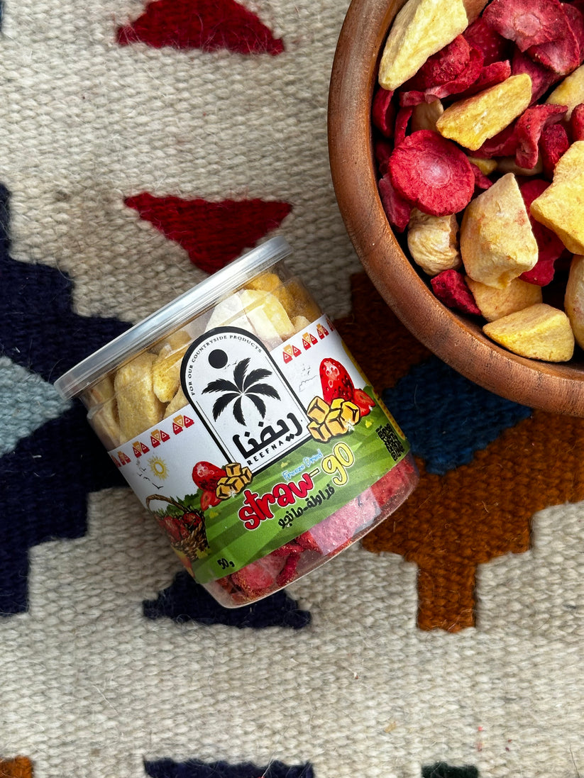 freeze dried straw premium fruit snack crunchy delight