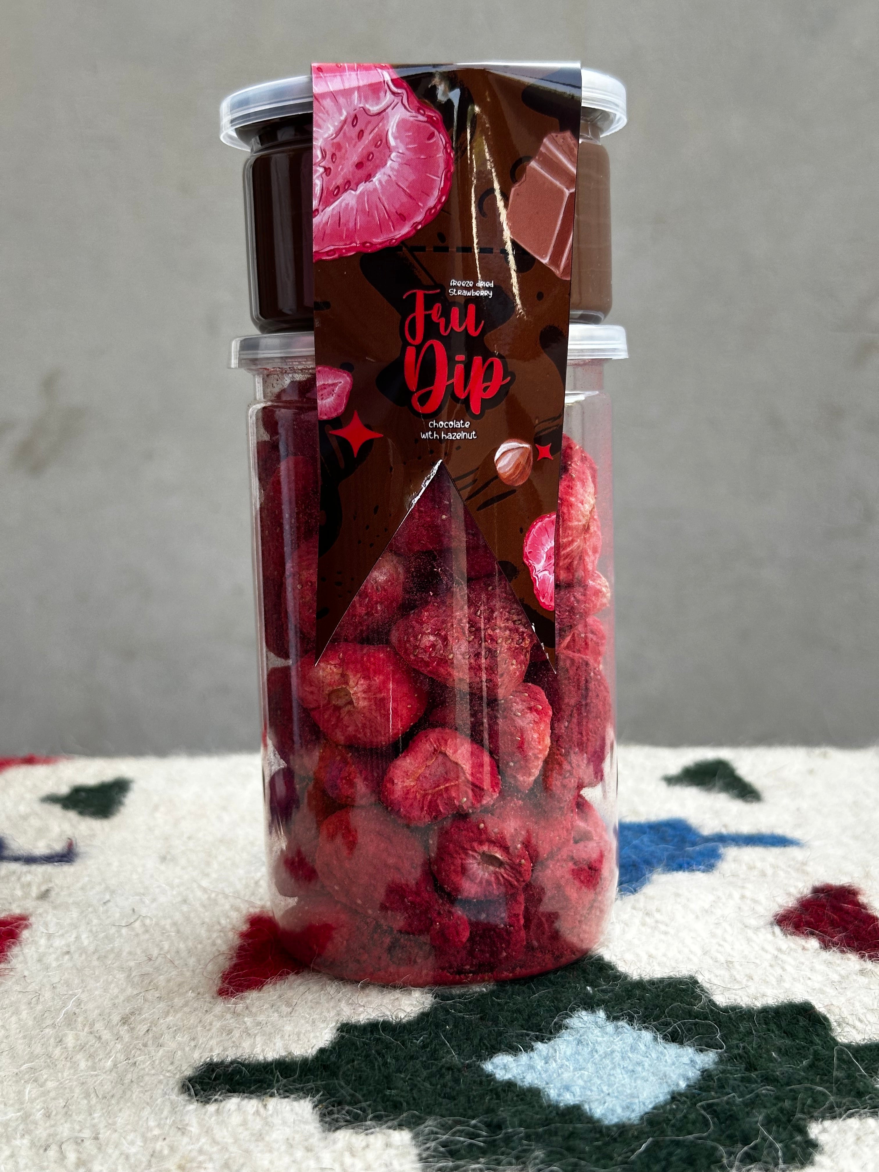 freeze dried strawberry in chocolate